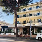 Hotel Garisenda Sul Lungomare Riccione B&Brunch Hotel Riccione