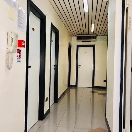 Garisenda - In Centro A - 3*