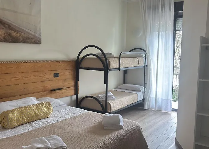 מלון Hotel Garisenda Sul Lungomare Riccione B&Brunch