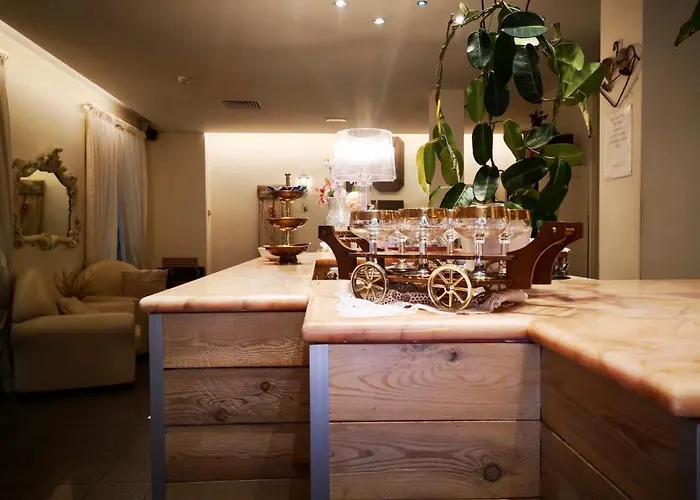 Hotel Garisenda Sul Lungomare Riccione B&Brunch فندق ريتشيوني