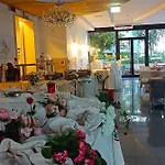 Hotel Garisenda Sul Lungomare Riccione B&Brunch