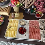 Hotel Garisenda Sul Lungomare Riccione B&Brunch 3*