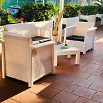 Hotel Garisenda Sul Lungomare Riccione B&Brunch Szálloda Riccione