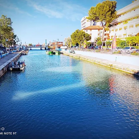 Garisenda Sul Lungomare B&brunch 3*