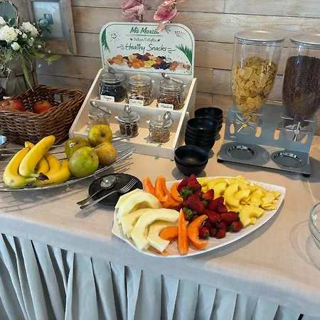 Garisenda Sul Lungomare B&brunch 3* Riccione