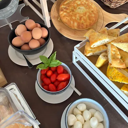Garisenda Sul Lungomare B&brunch Hotel