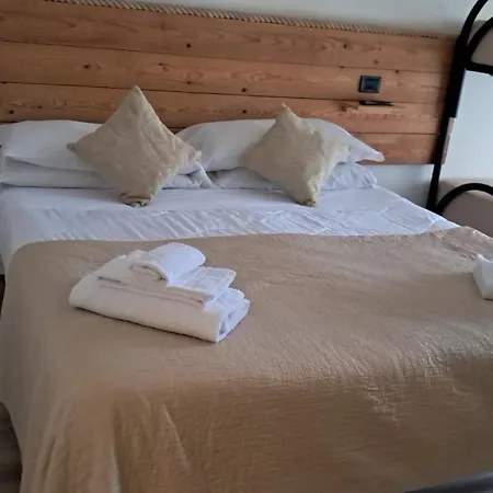 Garisenda Sul Lungomare B&brunch Hotel Riccione