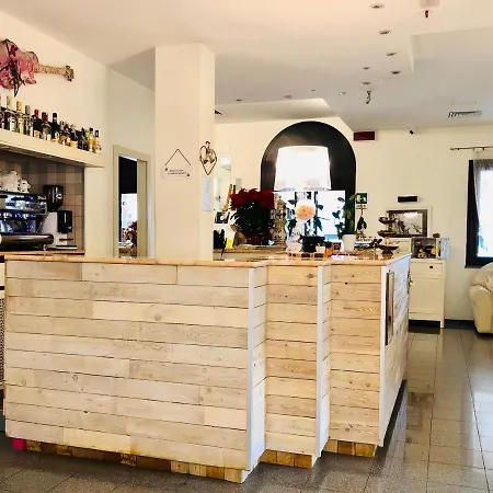 Hotel Garisenda Sul Lungomare B&brunch Riccione