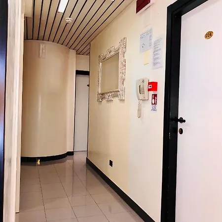 Garisenda - In Centro A -