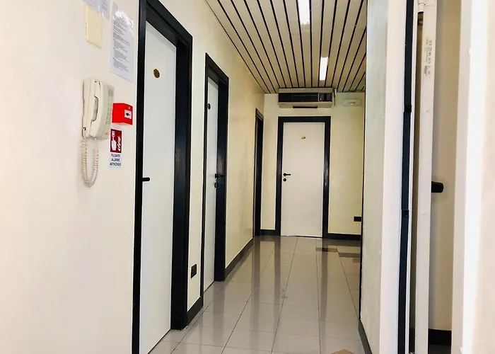 Garisenda - In Centro A - 3*